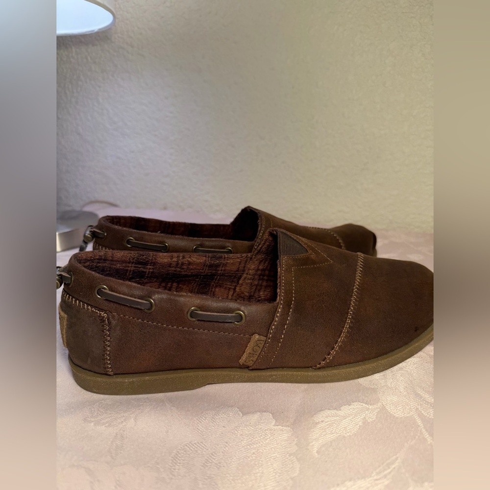 BOBS from Skechers Brown Slip-On Sneakers - Picture 4 of 11